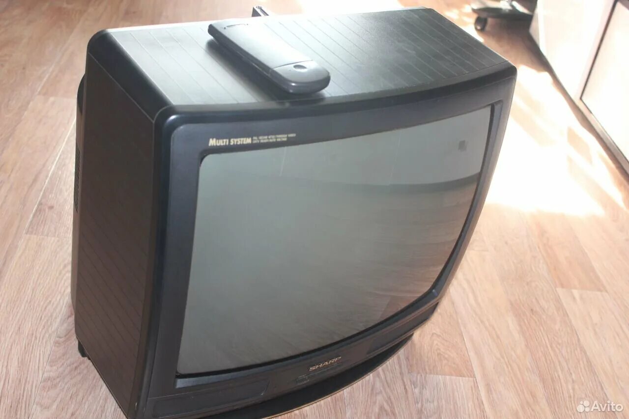 Телевизор 20 sharp lc-20. Lc-20sh2e. Телевизор sharp lc-20sh1e. Lc 20sh sharp. Телевизор шарп 20.