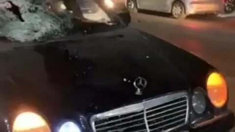 Мерседес сбивается время