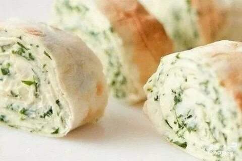 Рулет из лаваша плавленный сыр зелень