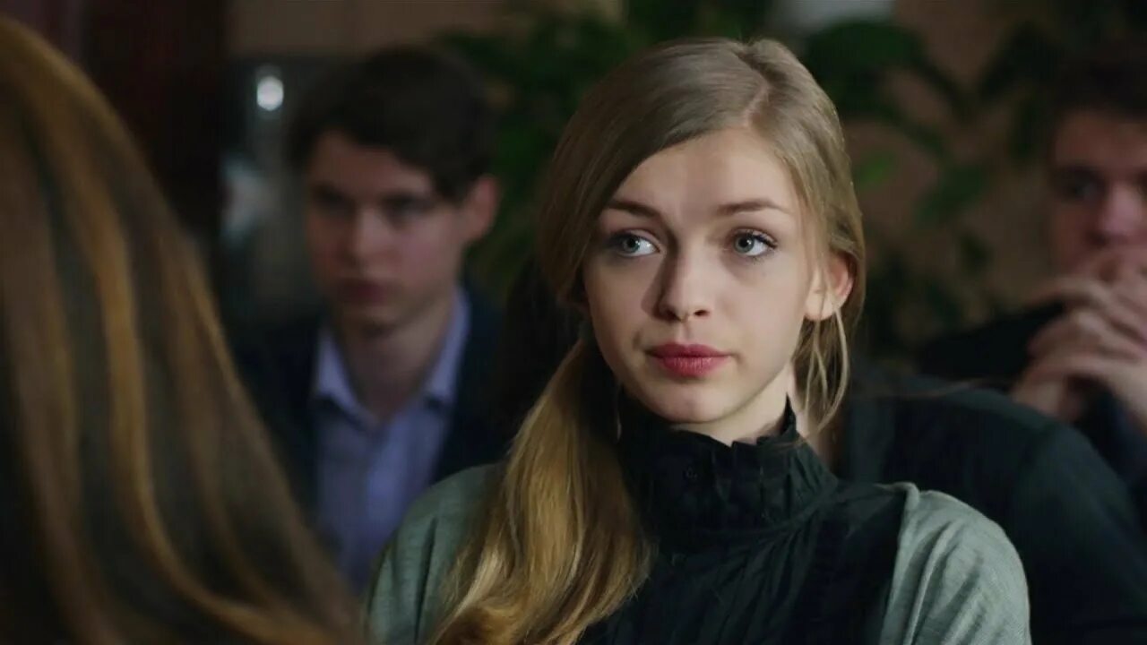 Неоконченная повесть фильм 1955. Тихая девушка история. Кэтрин клинч. Джессика паркер кеннеди 2020. Тихая девушка история.