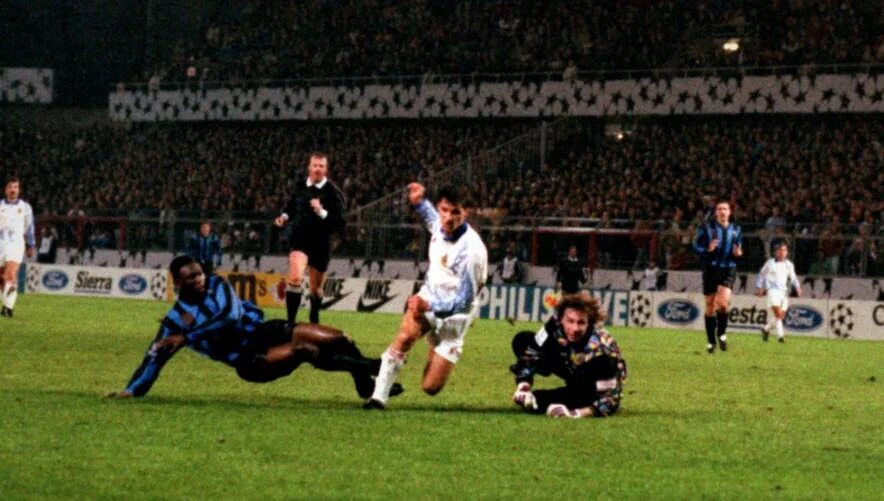 Лига чемпионов 1992-1993. Цска 1992. Лига чемпионов 1992. Барселона 1991. Глазго рейнджерс динамо москва 1972.