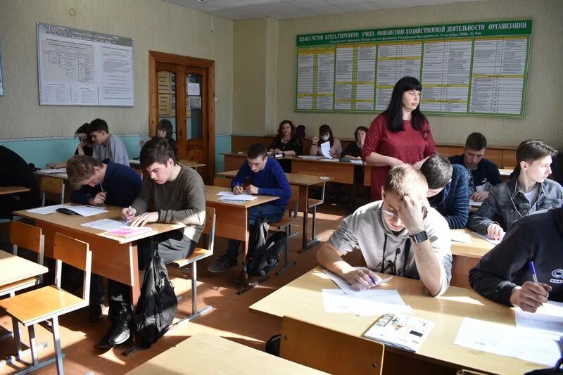 бутурлиновский механико-технологический колледж. бмтк мудл. бмтк мудл. бмтк бутурлиновка. бмтк фото.