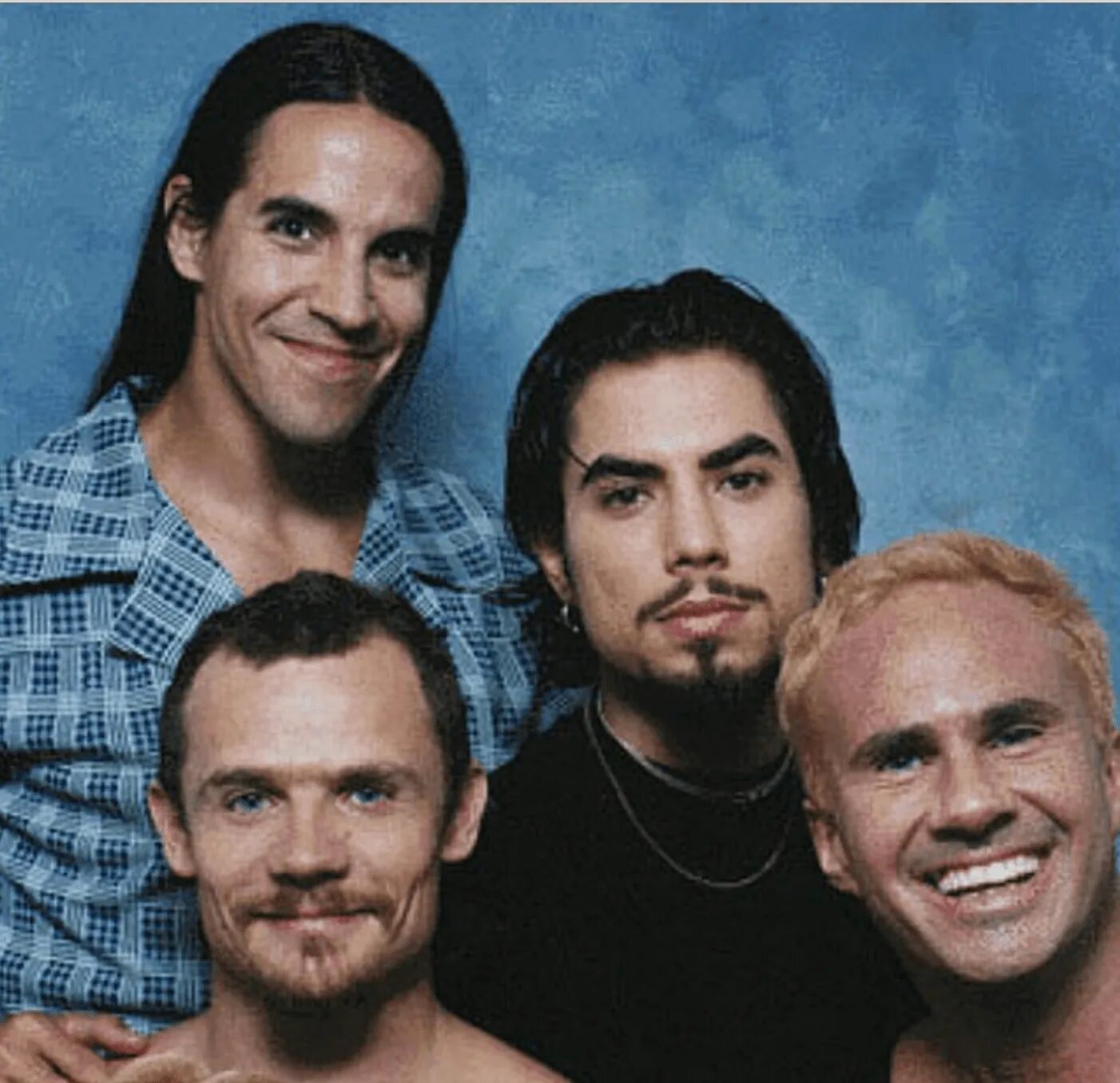 Группа Red hot Chili Peppers. Группа ред хот Чили пеперс. RHCP 1989. Солист Чили пеперс.