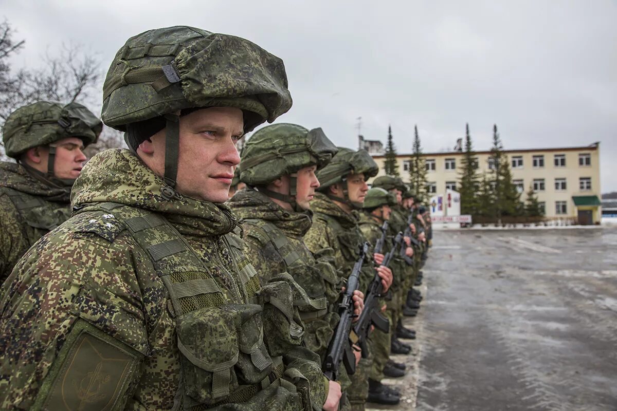 Солдат Российской армии. Солдат армии России. Вооруженные силы России. Солдат вс РФ. Фото армии рф