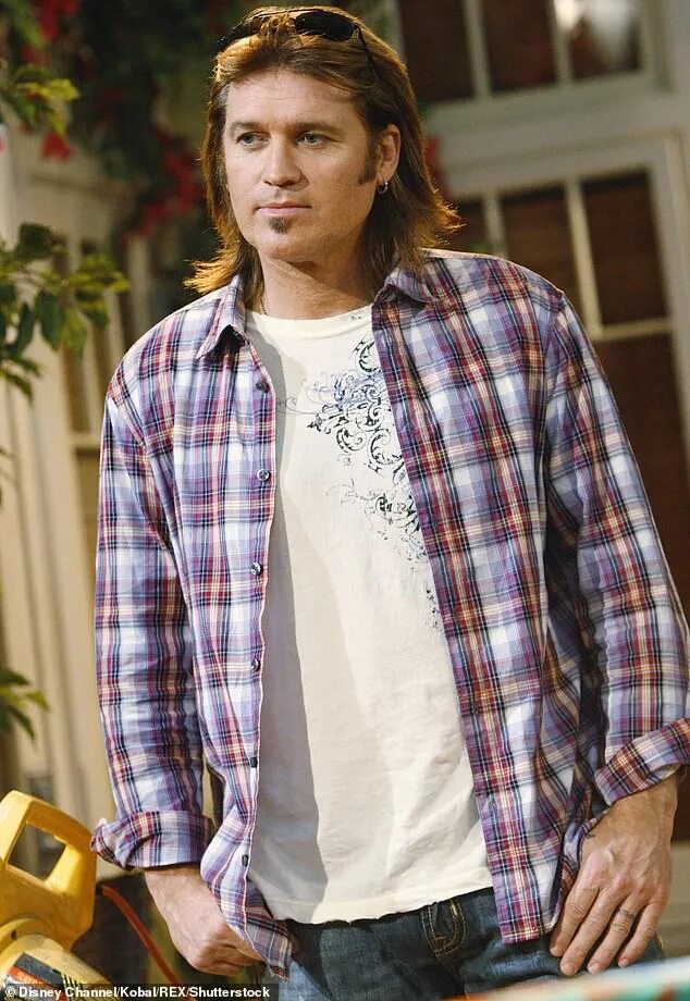 Billing ray. Billy ray Cyrus Ханна Монтана. Роби Рей Ханна Монтана.