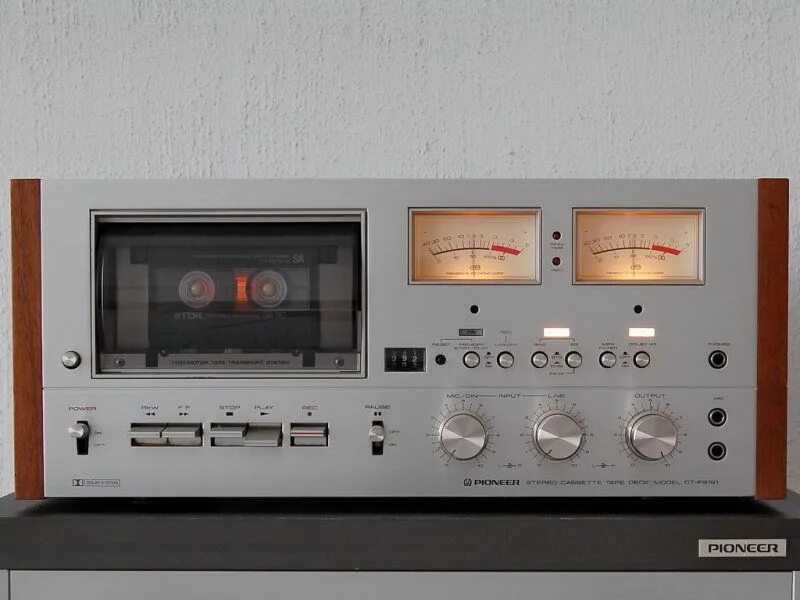 Audio deck