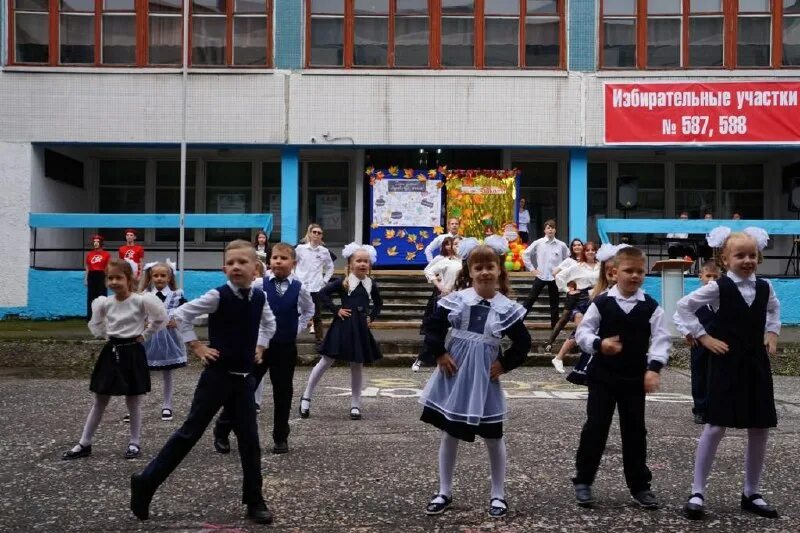 школа 19 чебоксары. в каком городе школа 19. школа 19 чебоксары директор. школа 19 белгород. в каком городе школа 19.