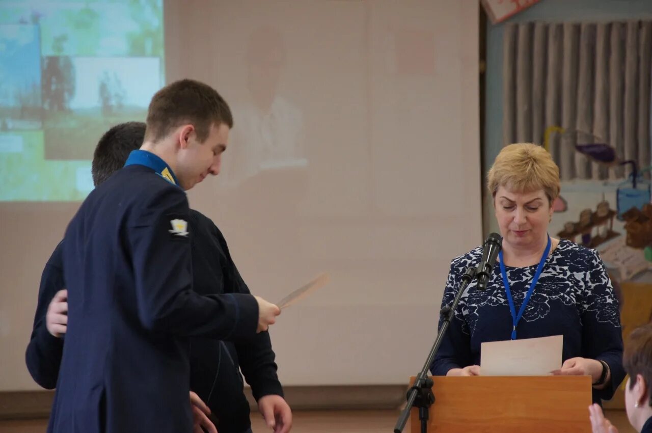 Школьники на конференции Мурманск. Ломоносовская гимназия 73