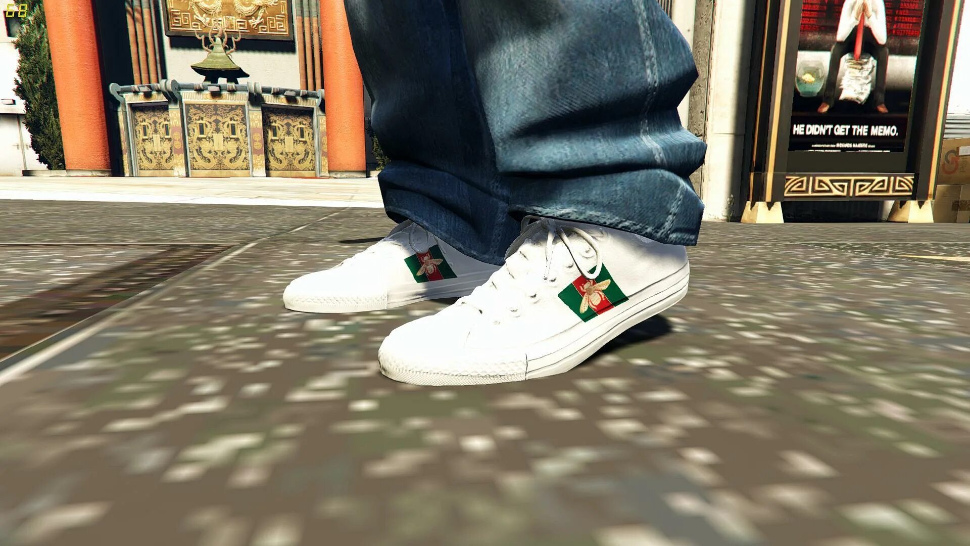 Кроссовки гта 5. Nike Air Force Gucci GTA V. Кроссовки гуччи ГТА 5 РП. Форсы гуччи ГТА 5. GTA 5 Sneakers.