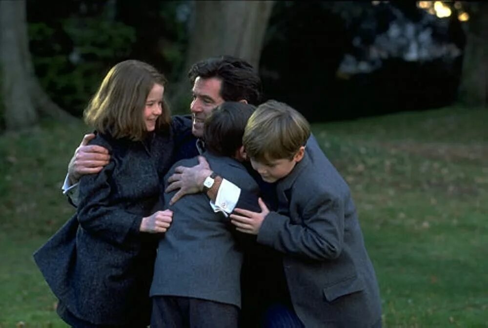 Эвелин 2002. Эвелин 2002. Evelyn (2002). Эвелин 2002. Evelyn (2002).