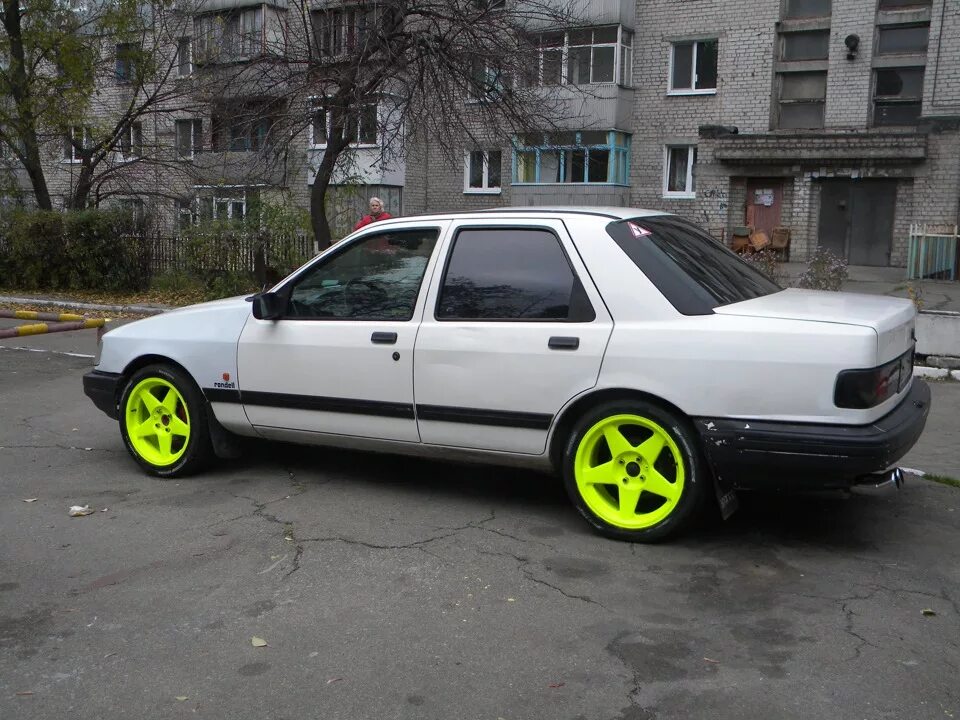 Ford sierra 2. Ford sierra диски. Ford sierra r16. Форд сиерра 2 диски. Ford sierra r16.