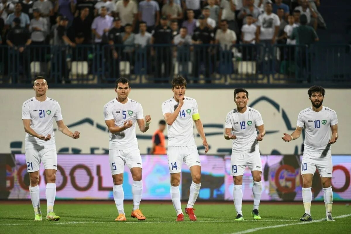 Ўзбекистон футбол премьер лига. Uzbekistan world cup. Аргентина чм. Иран узбекистан футбол. Сборная палестины по футболу.
