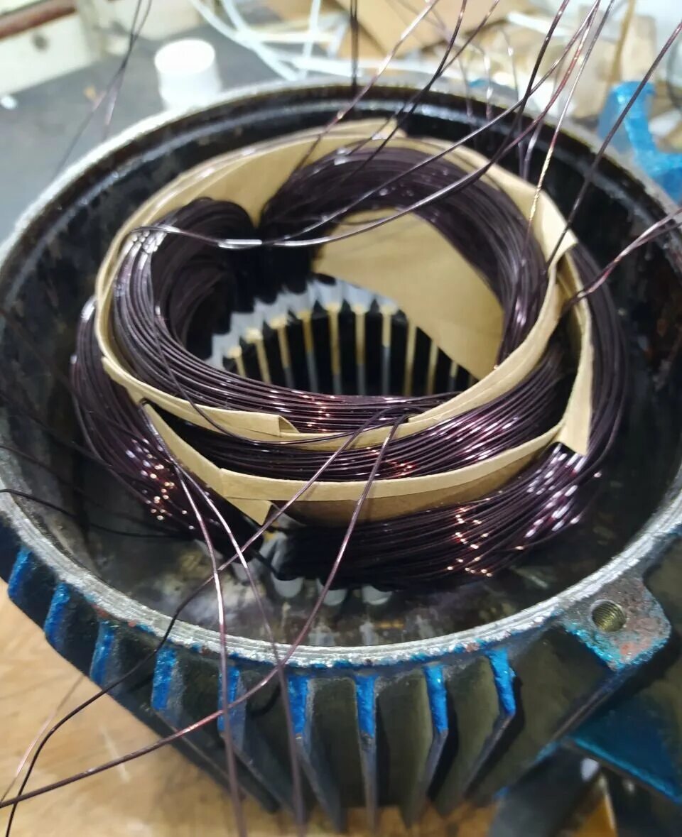 Перемотка статора электродвигателя. Перемотка двигателя. Пазовая изоляция электродвигателей. Адрес перемотка электродвигатель. Перемотка электродвигателей в москве.