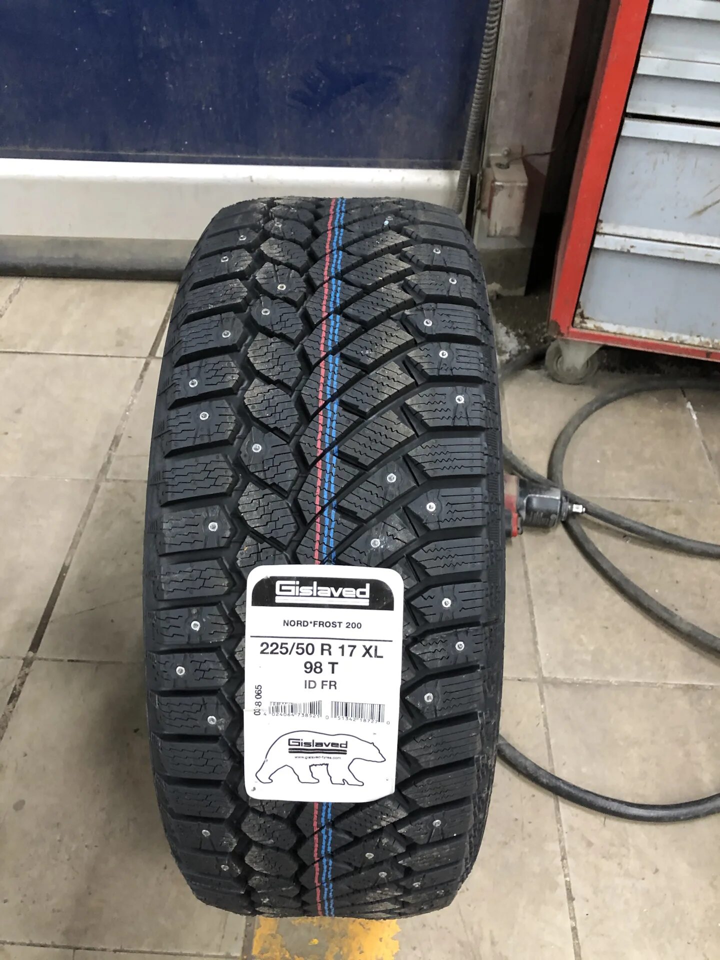 Шины gislaved 200. Nord frost 200. гиславед норд фрост 200. gislaved nord frost 200 suv. шины зимние гиславед норд фрост 200.
