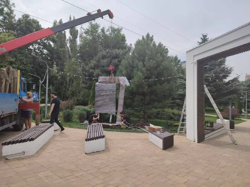 городские парки. предприятия аксая. в железногорске сгорели гаражи на восточной улице. центр занятости аксайского района. аксайский район мобильный фок фото.