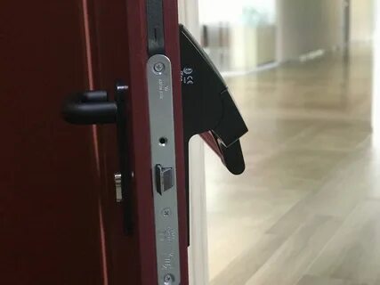 Замок для противопожарной двери