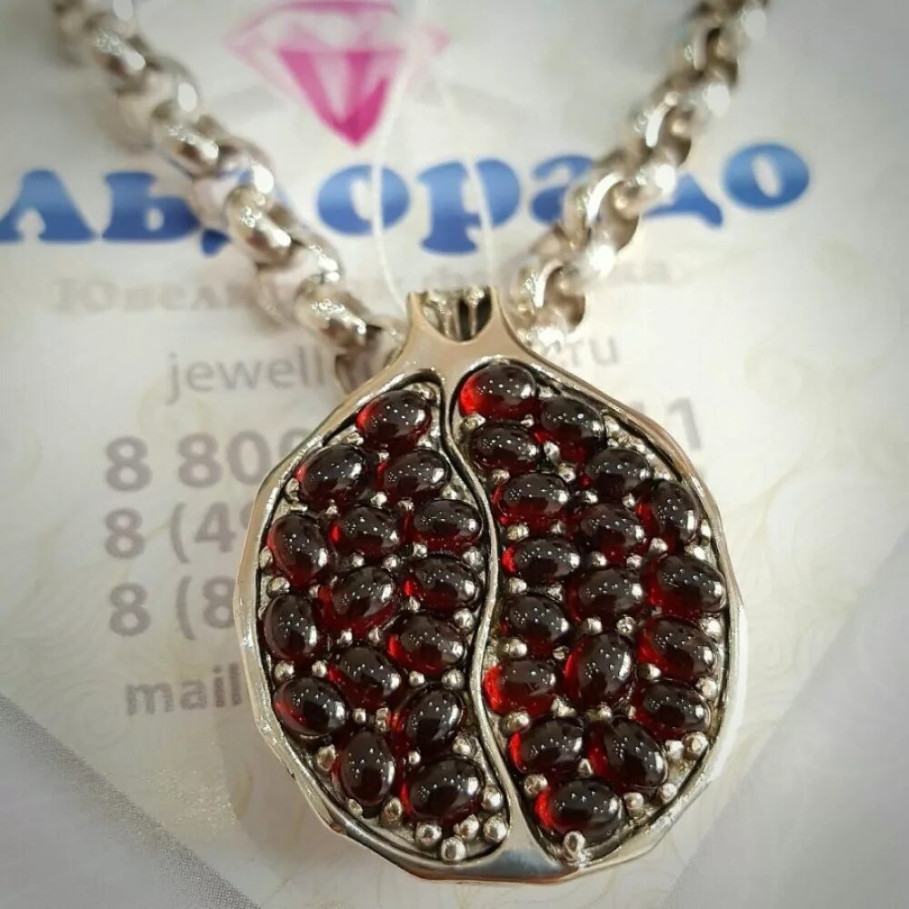 подвеска с гранатом в серебре. серебряная подвеска с гранатом. серебряный гранат кулон. серебряный гранат кулон. серебряный кулон с гранатом.