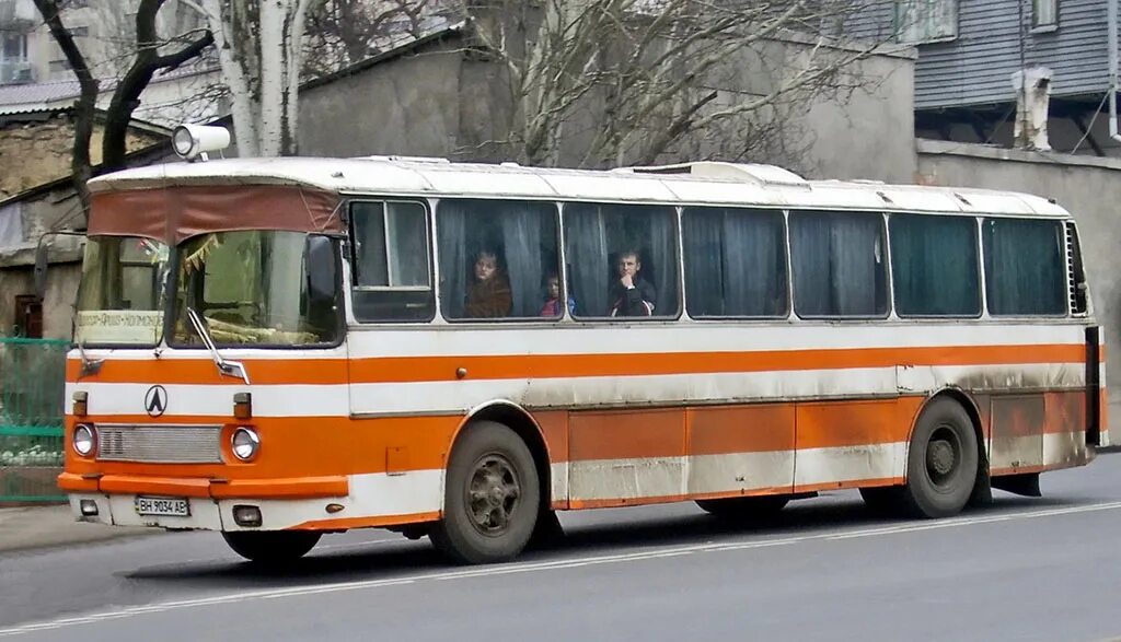 ЛАЗ 699. ЛАЗ 699 турист. Автобус ЛАЗ 699. ЛАЗ 699 оранжевый.