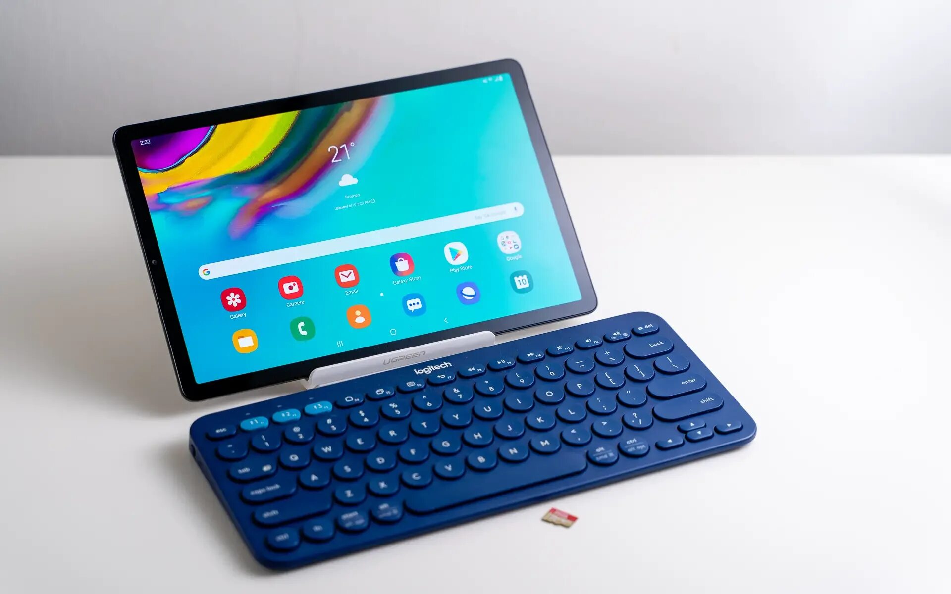 Чехол клавиатура samsung s9 fe. Samsung Galaxy Tab s5e. Samsung Galaxy Tab s5. Samsung Galaxy Tab s5e клавиатура. Чехол-клавиатура Samsung Tab s5e.