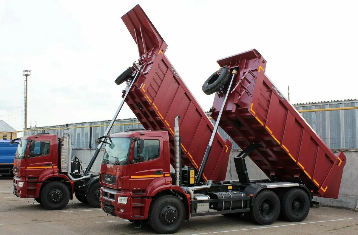 кузов камаз 43255 самосвальный. как поднять кузов самосвала. как поднять кузов самосвала. механизм натяжения полога 6520 камаз. Kamaz-65801-68 (t5) с боковой разгрузкой.