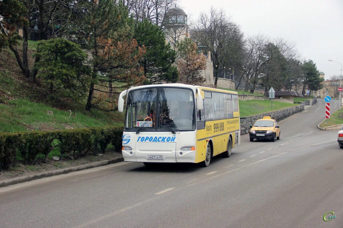 Пятигорский автобус. Пятигорский автобус. Автобус 25 комсомольск на амуре. Пятигорский автобус. Mercedes-benz o303-11ühe.