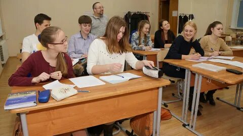 Школы экстернат 10 11 класс москва