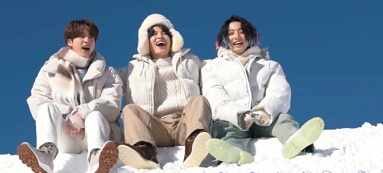 Winter package. Винтер 2025 бтс winter package тэхен. bts winter package 2019.