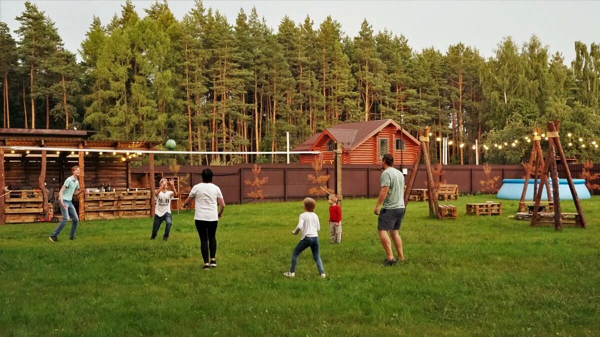 Camping club. Кемпинг клуб Хмельная коса Астраханская область. Кемпинг клуб Новофедоровка. Красная Слобода кемпинг клуб. Кемпинг Сокольники.