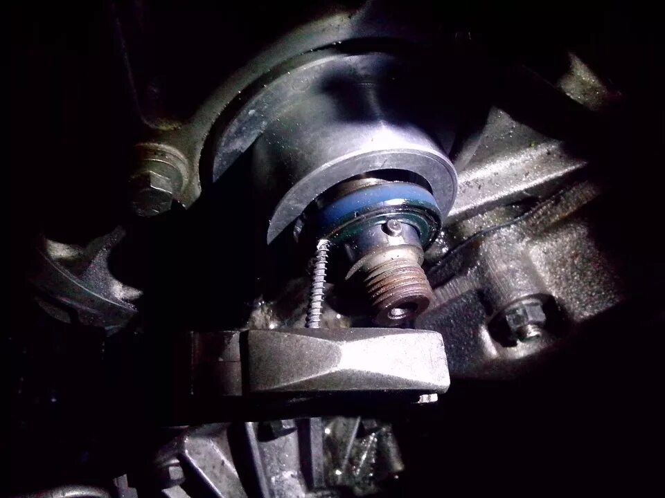 6. Как поменять сальник привода тнвд. Привод тнвд ямз 238. Как поменять сальник привода тнвд. Ремкомплект привода тнвд камаз 740.