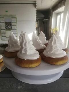 Пирожное гномик