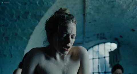 0113024933392_10_Emma-Stone-nude-topless-The-Favorite-2018-HD-1080p-Web-000...