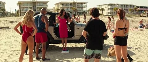 Baywatch: Los vigilantes de la playa nude pics.