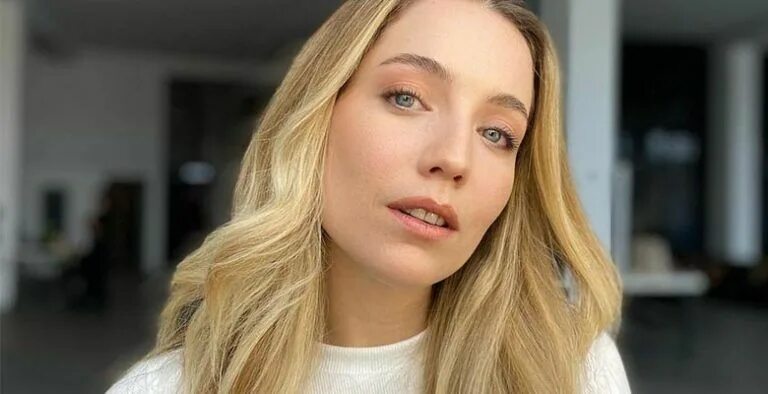 Идил сивритепе pelin. Идил сойсалан. Идил сивритепе турецкая актриса. Идил сивритепе pelin. Идил сивритепе.