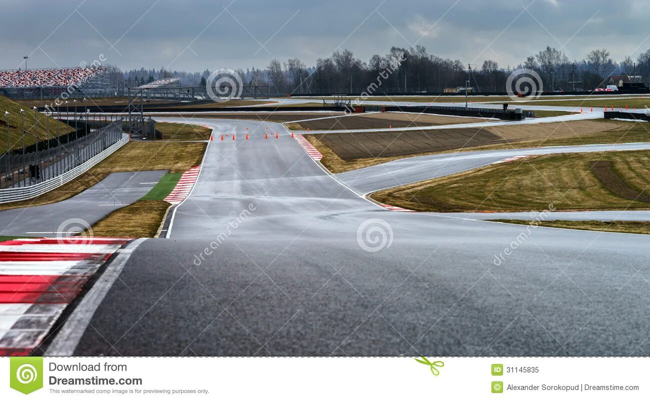 The track is a way. Шелудьково 39 moscow raceway. асфальт на гоночном треке. гоночная трасса под волоколамском. шикана на трассе.