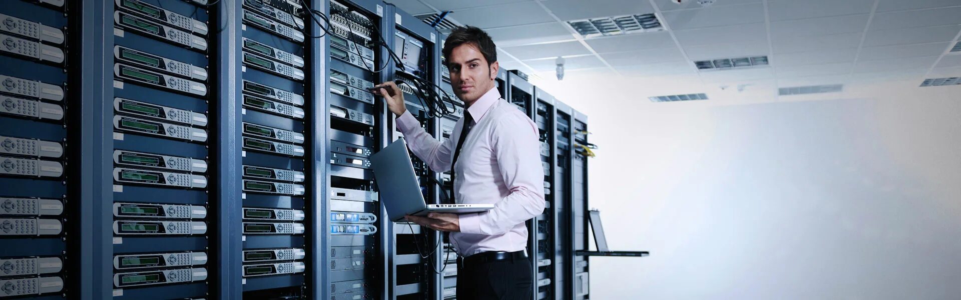 архив коммерческой организации. архив картинки. информатизация архивного дела. цифровой архив. архивная компания.