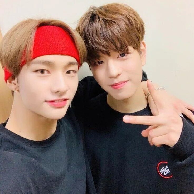 Хёнмины stray. Хенмины. Хенмины stray kids. Хёнджин и сынмин. Hyunmin seungjin.