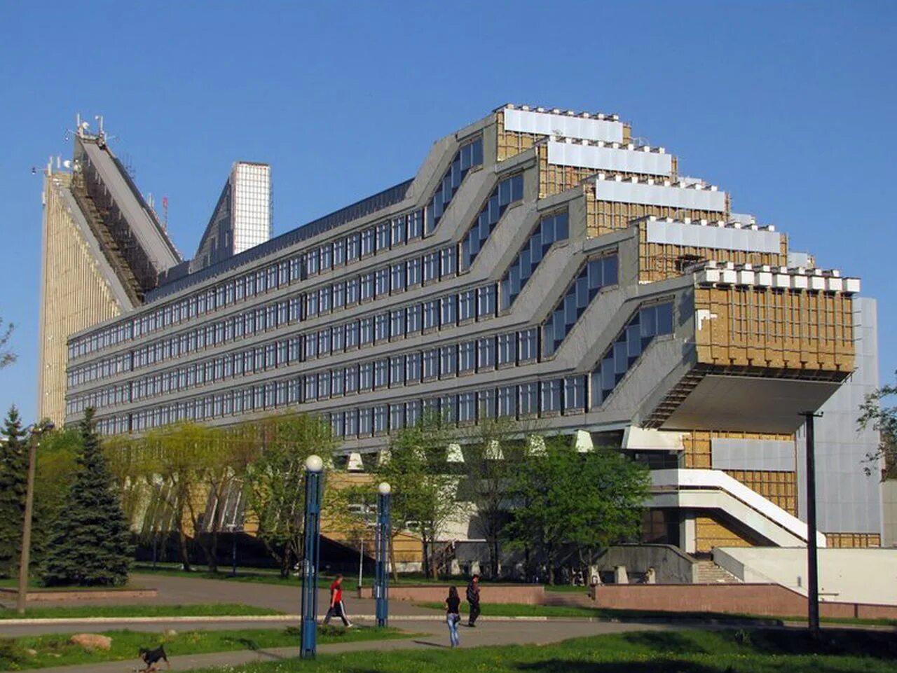 Пвт минск. Белорусский парк высоких технологий. Технологии г минск. Пвт минск. Белорусская кремниевая долина.