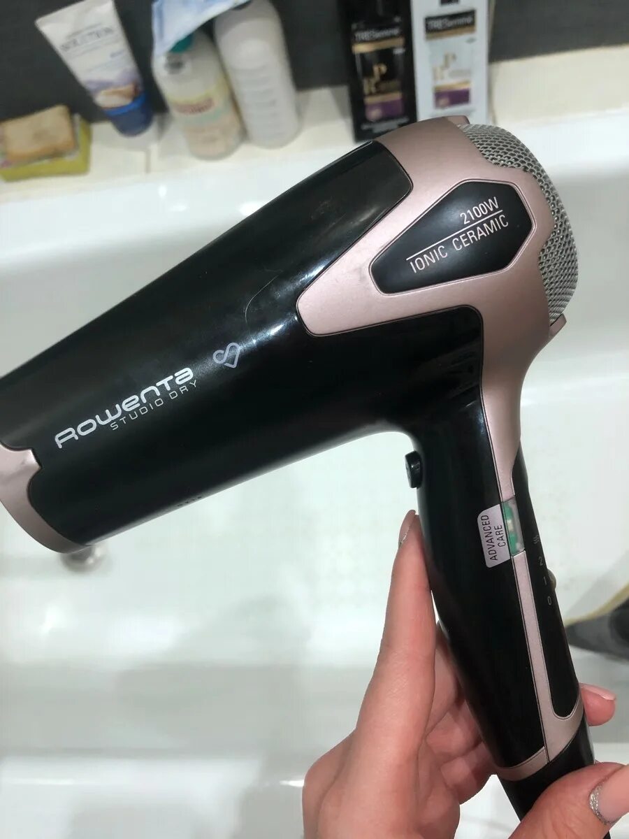 Фен studio dry glow rowenta cv5836f0. Rowenta cv5361f0 studio dry. фен для волос rowenta studio dry. фен rowenta сv1811. фен для волос rowenta 2015.