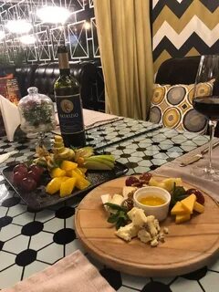 Aura kitchen bar монастырская ул 23б