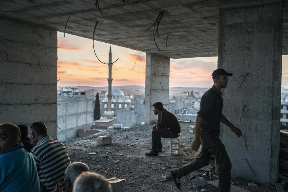 Где живет сирия. Сирия-дамаск, ирак-. Дом сирия. Город алеппо в сирии. Сирия здания алеппо.