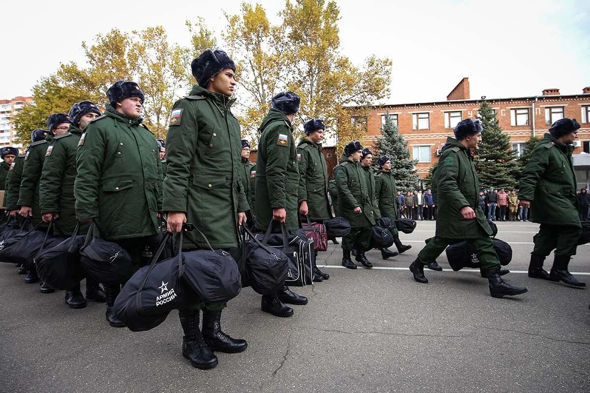 Солдаты в части. Армия часть. Призыв на военную службу. Срочники на границе белгородской области с украиной