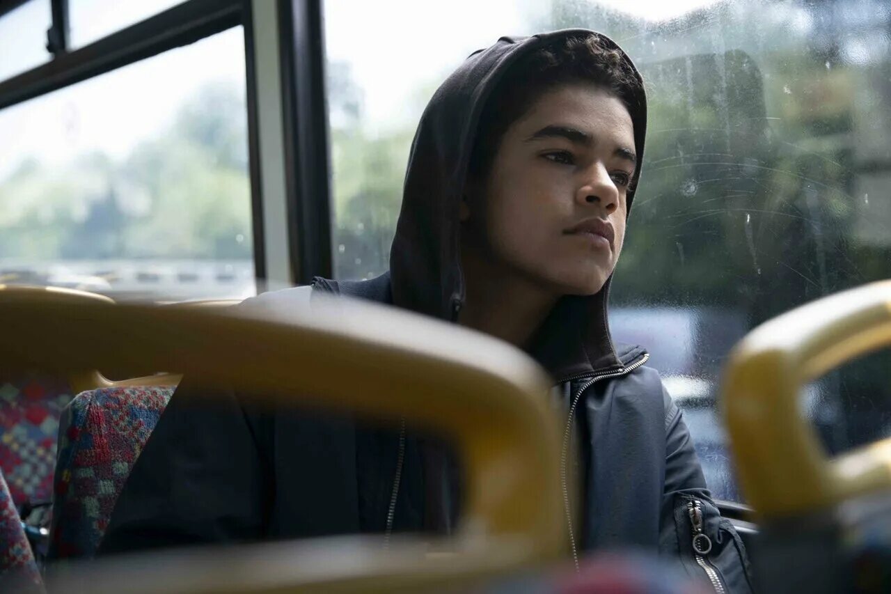 лира белаква и уилл парри. His dark materials season 2 2020 амир уилсон. уилл и лира сериал. уилл темные начала. лира и уилл темные начала.