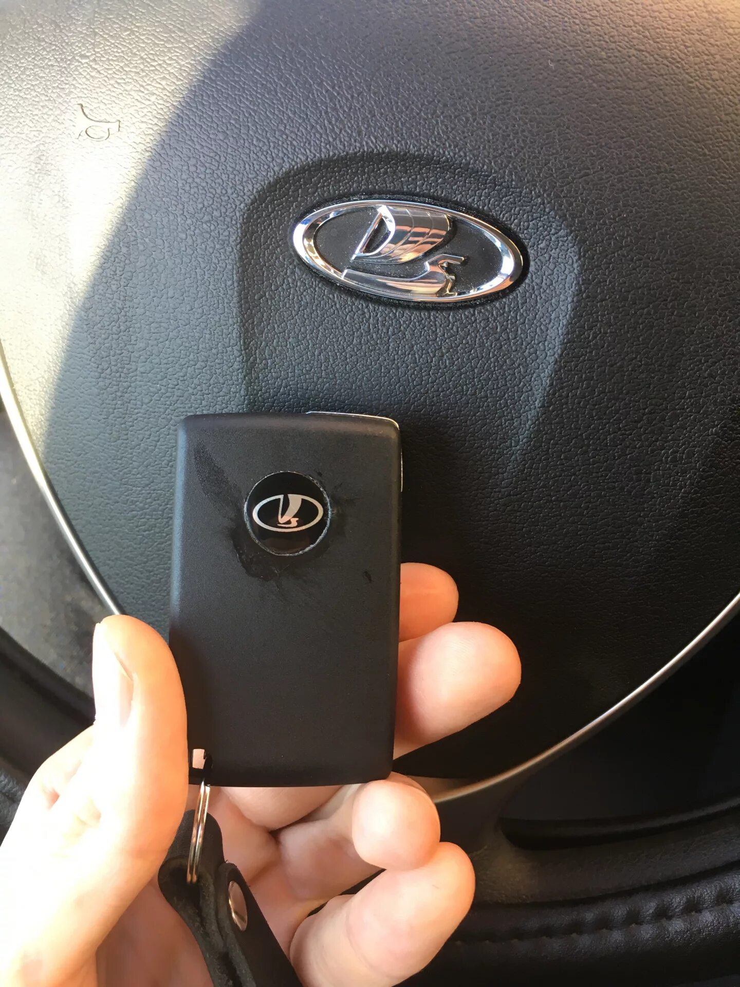 Иммобилайзер калина 2. Индикатор иммобилайзера гранта. Иммобилайзер гранта фл. Значок иммобилайзера на панели гранта фл. Гранта 2020 иммобилайзер.