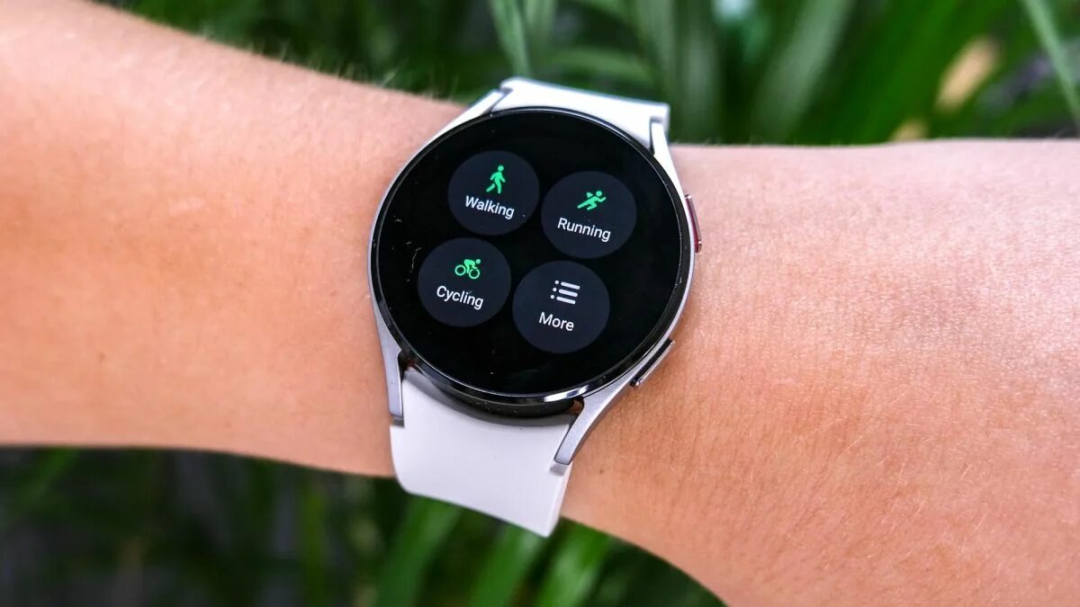 Часы 4 3 5. Самсунг галакси вотч 4. samsung galaxy watch 5. смарт часы самсунг галакси вотч 4. часы samsung galaxy watch 5.