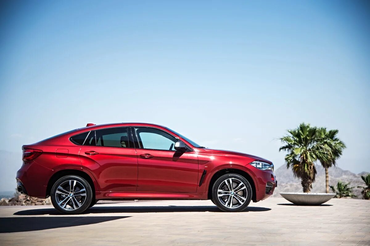 BMW x6 f16. БМВ x6 m50d. BMW x6 50d. БМВ х6 лифтбек.