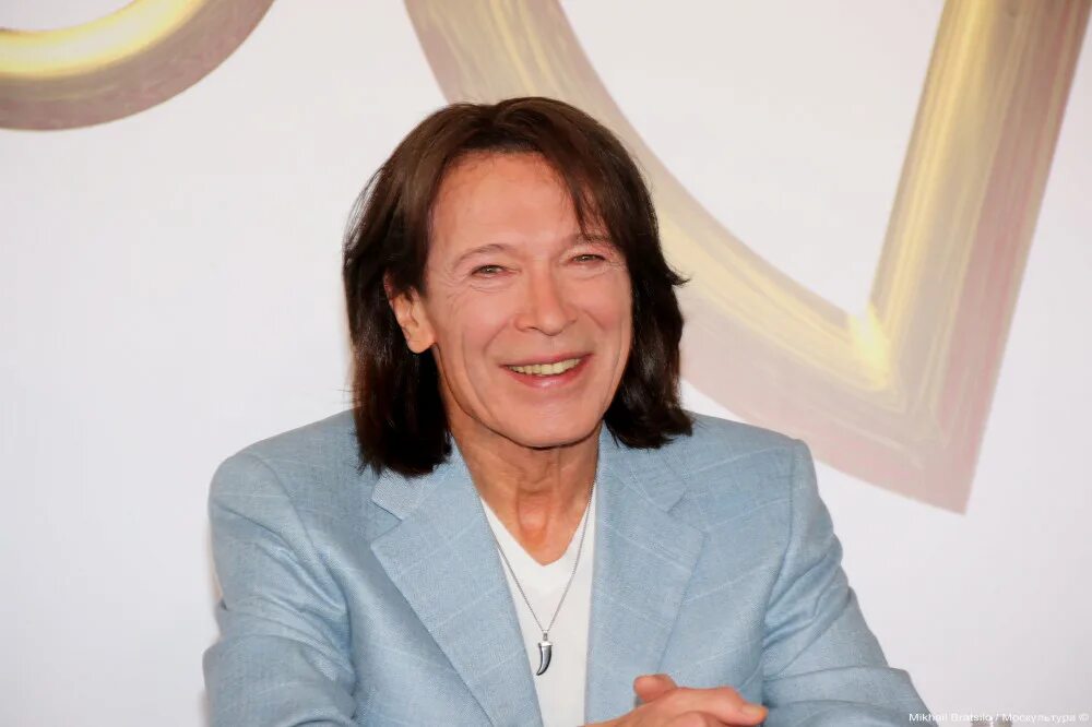 игорь романов гитарист группы земляне. игорь романов земляне. игорь романов земляне в молодости. игорь романов земляне сейчас. игорь евгеньевич романов земляне.