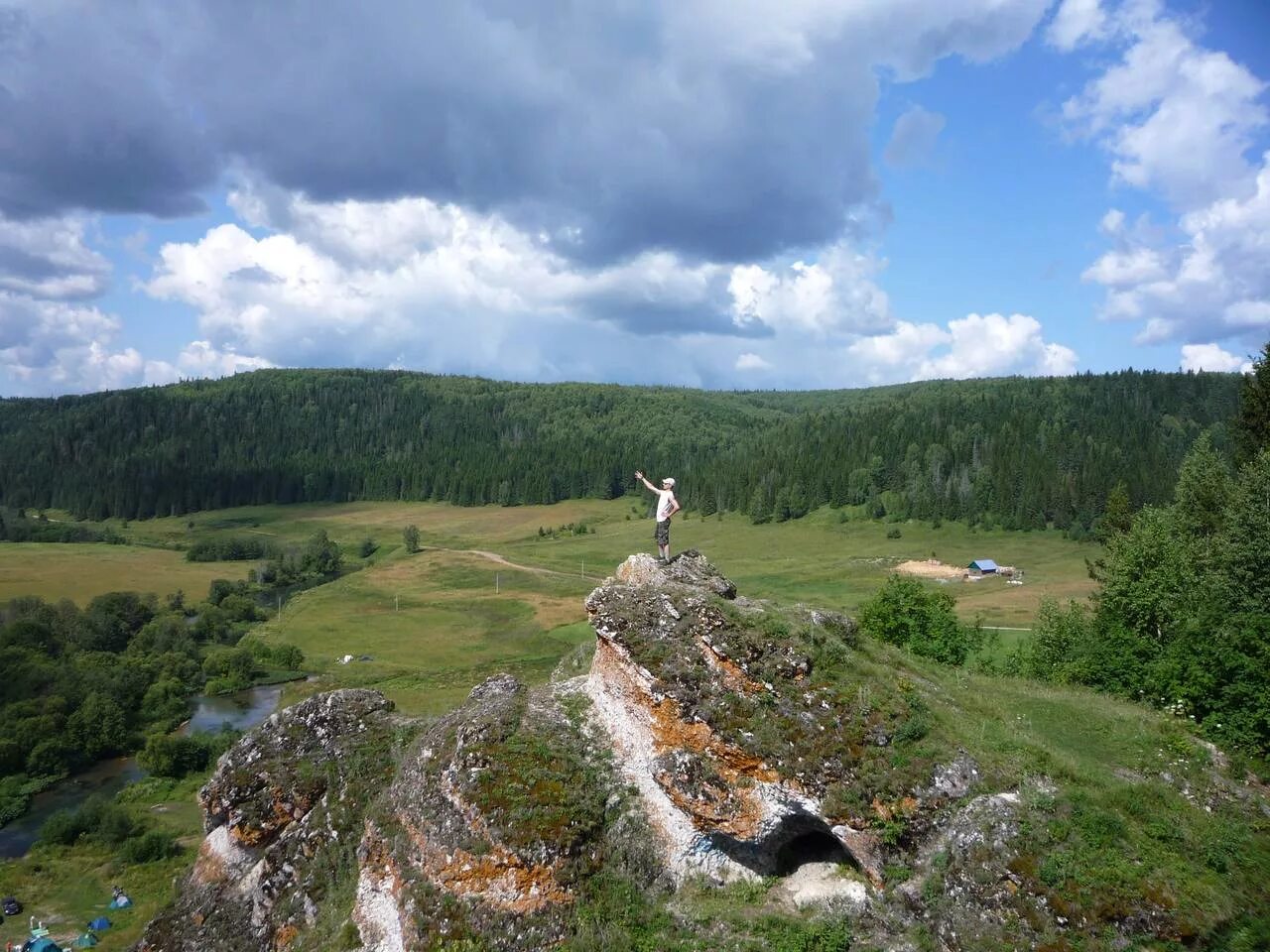 красноуфимск достопримечательности аликаев камень. аликаев камень марьин утес свердловская область. аликаев камень марьин утес. аликаев камень марьин утес свердловская область. аликаев камень марьин утес свердловская область.