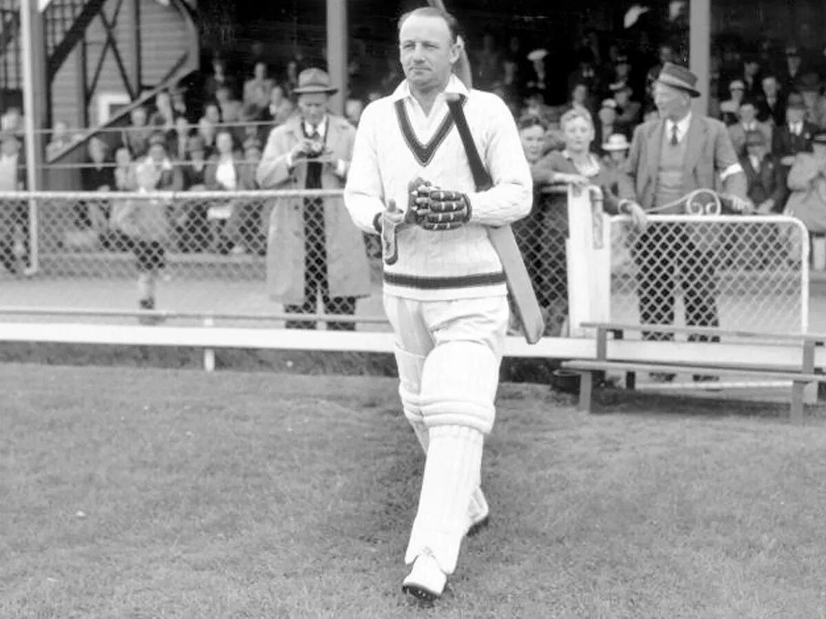 Sir don. Sir donald bradman. джек хоббс крикет рекорд. don (donald george) brewer.