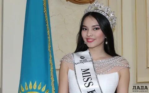 Она с казахстана