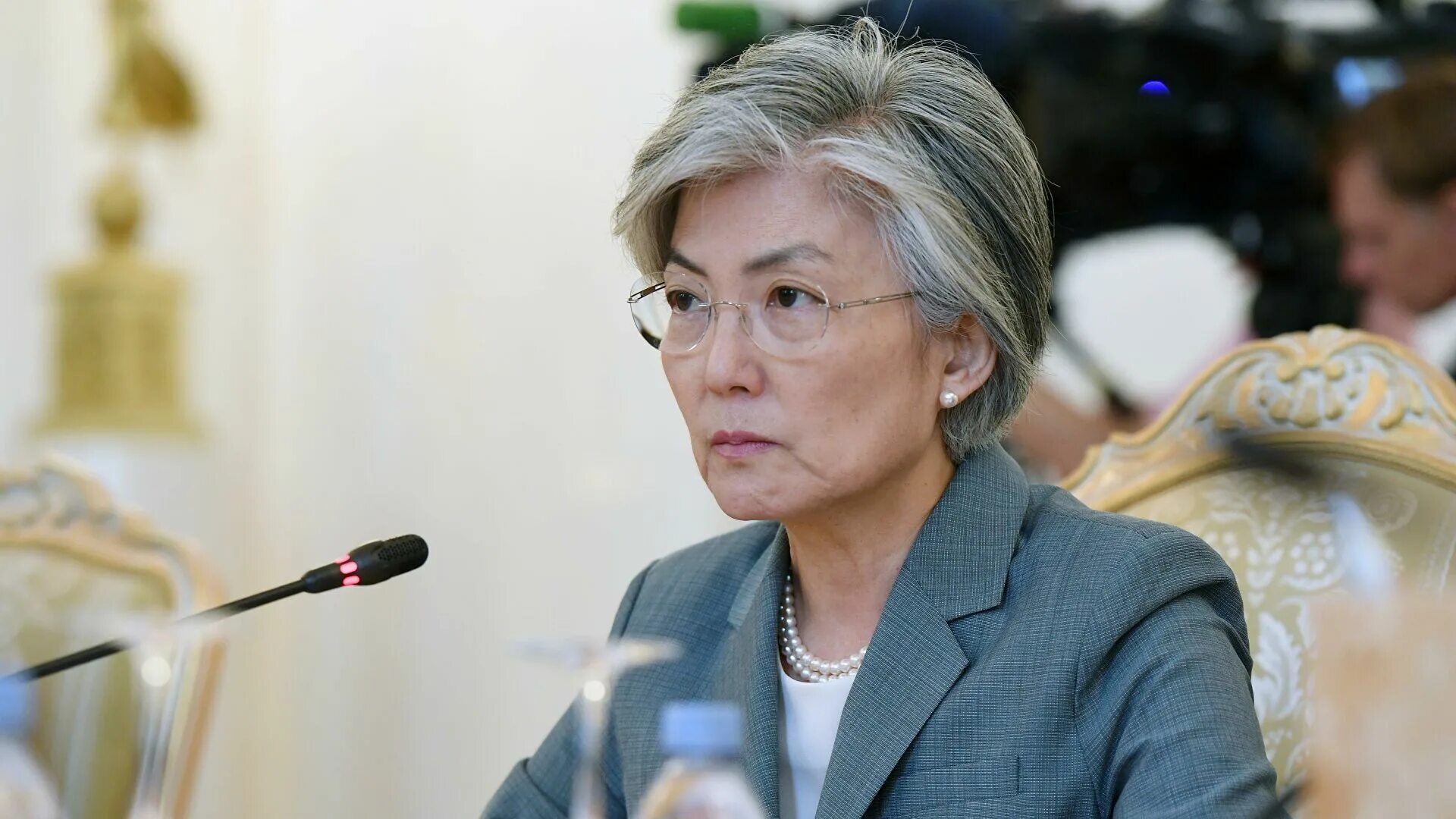 Глава мид южной кореи чон ый ен. Мид кореи. Министерство иностранных дел кореи. Министр иностранных дел северной кореи. Мид кореи.